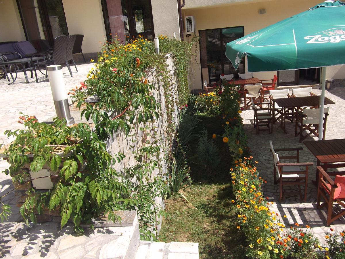 Hotel Enchevi Kirkovo  Kültér fotó