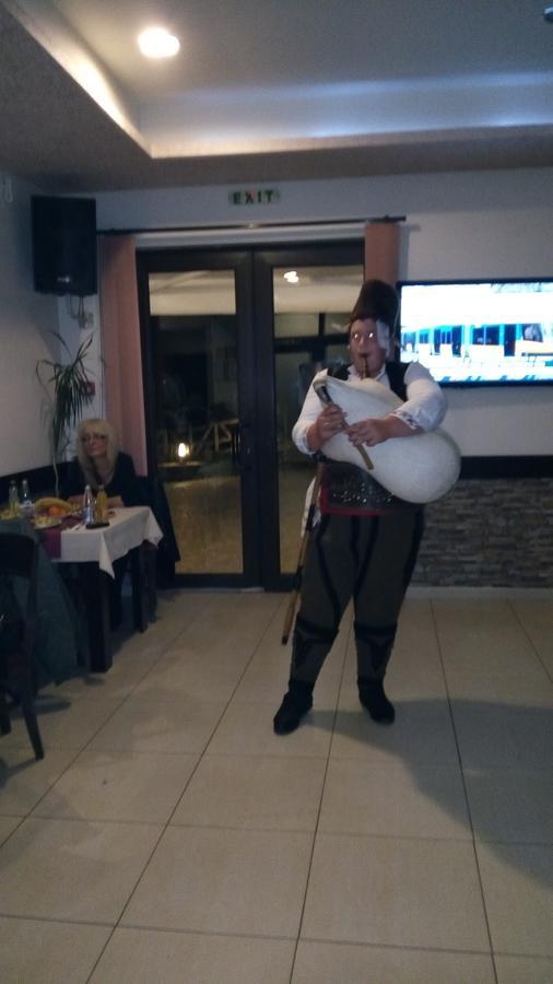 Hotel Enchevi Kirkovo  Szoba fotó