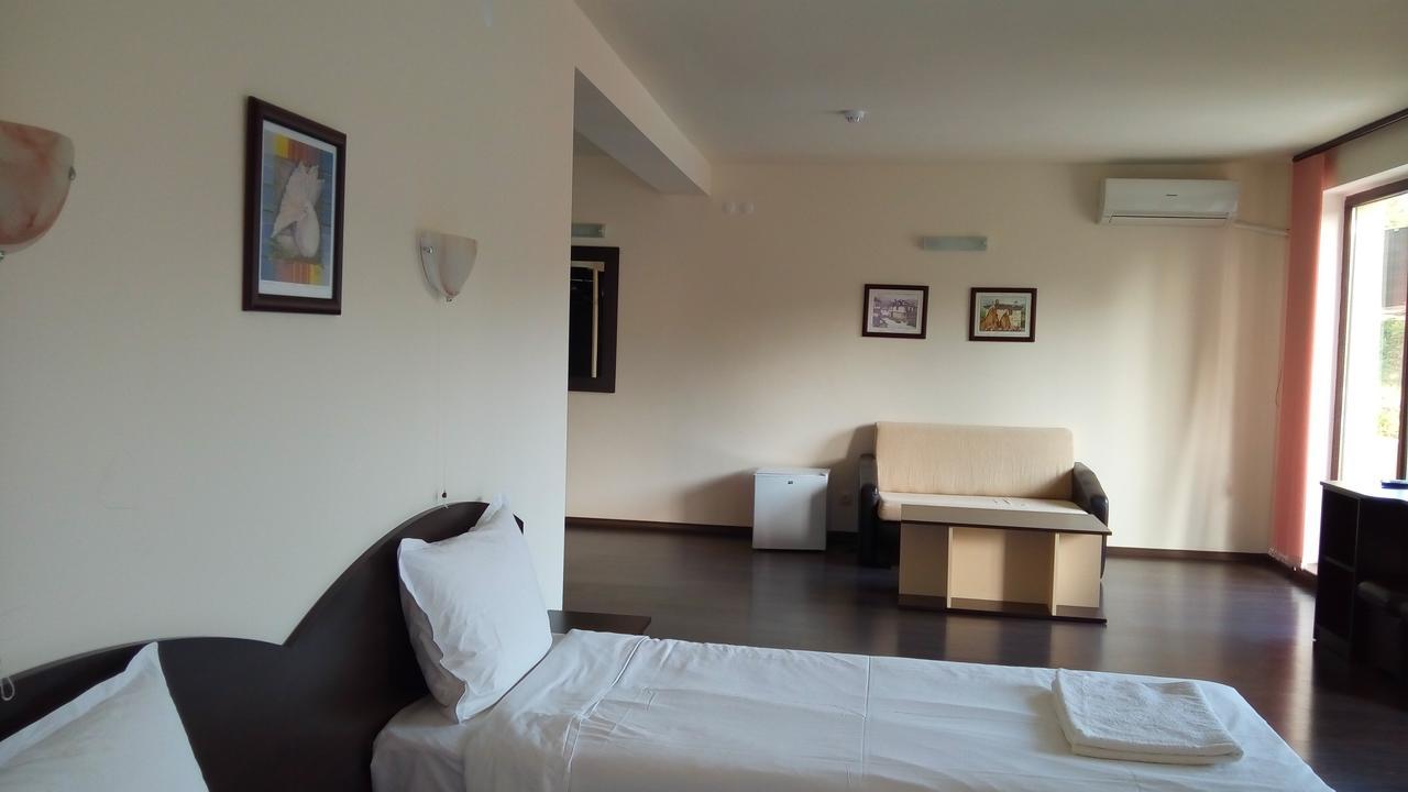 Hotel Enchevi Kirkovo  Kültér fotó